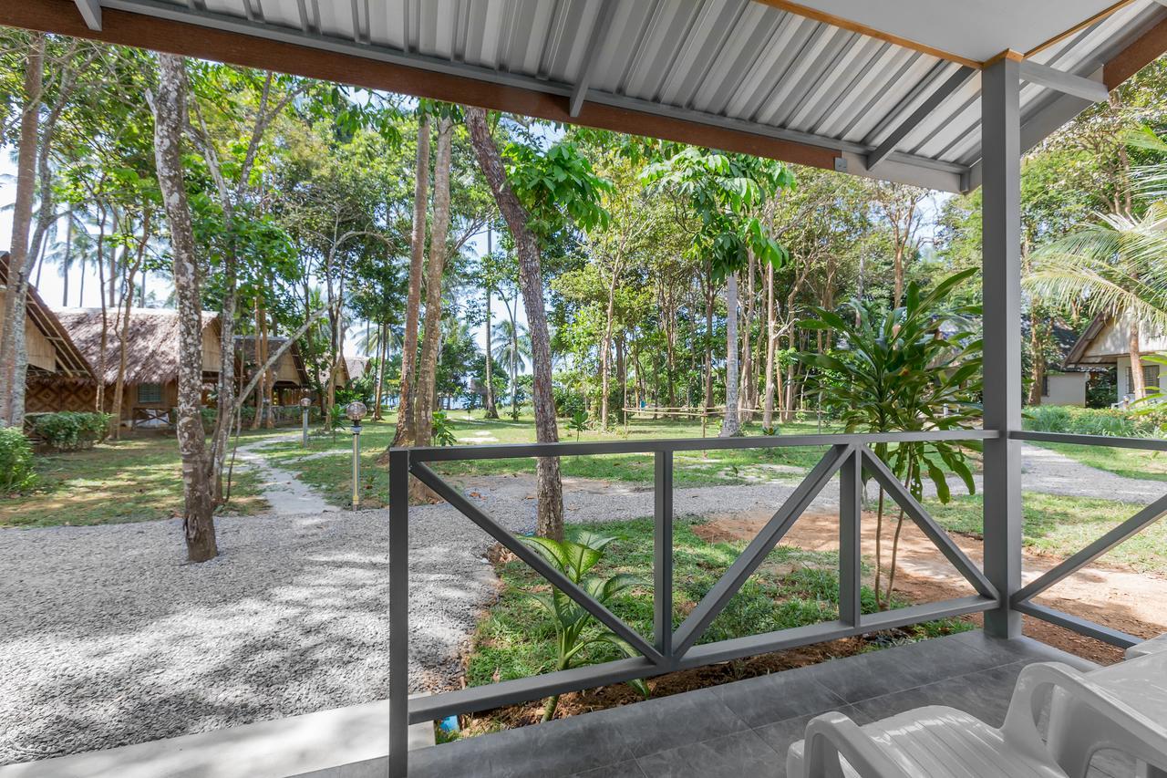 קו לנטה Lanta Coral Beach Resort מראה חיצוני תמונה